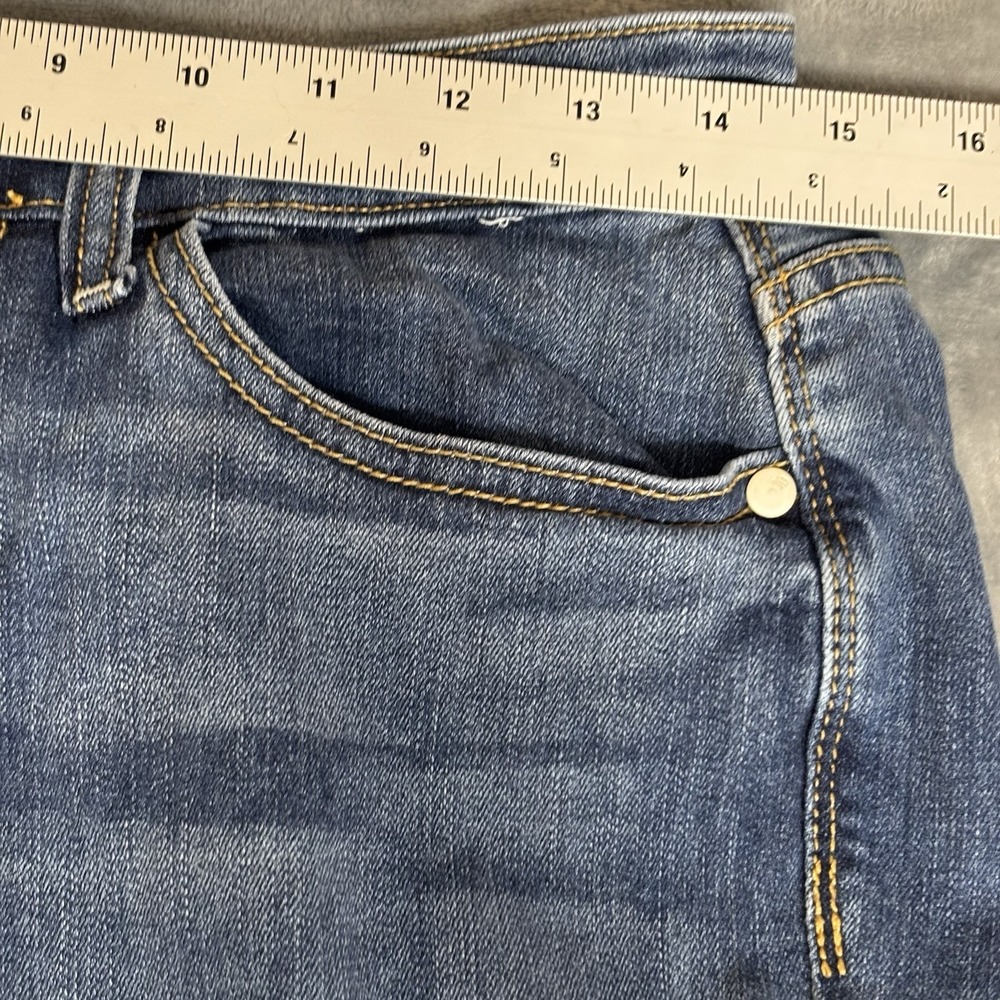 Women's Judy Blue‎ Frayed Cropped Boot Cut Jeans Size 9/29 Stretch - Picture 4 of 11